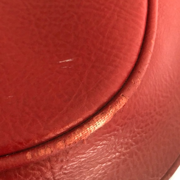 Red Matt & Nat purse - Picture 4 of 10